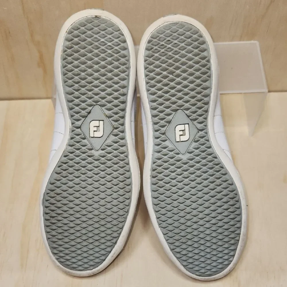 FootJoy White Gray Sneakers Women's Shoe 9 Athletic Golf Walking Leather